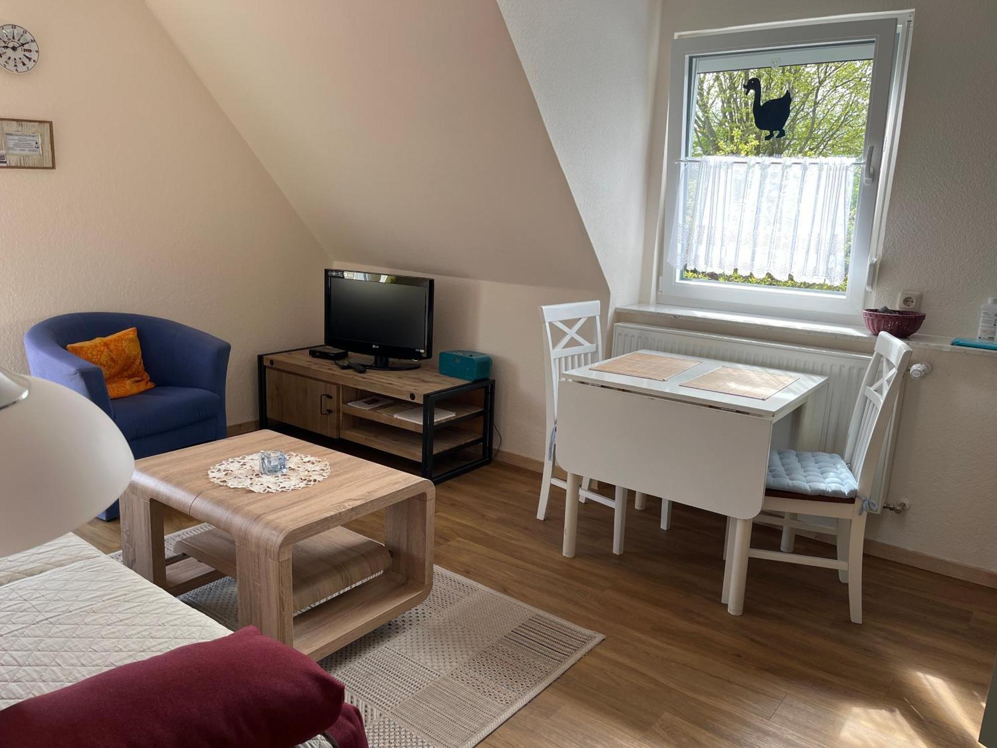 Wohnung 2 Mit Balkon- Haus Annegrete เอเซินส์ ภายนอก รูปภาพ