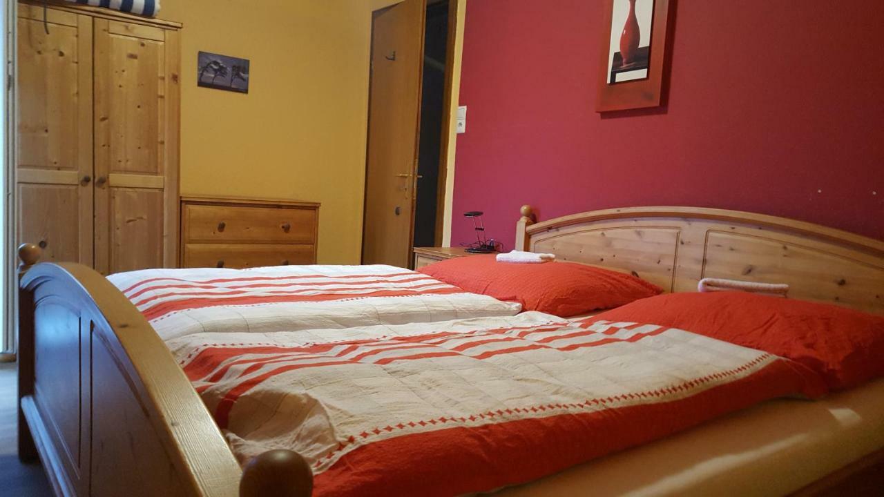 Wohnung 2 Mit Balkon- Haus Annegrete เอเซินส์ ภายนอก รูปภาพ