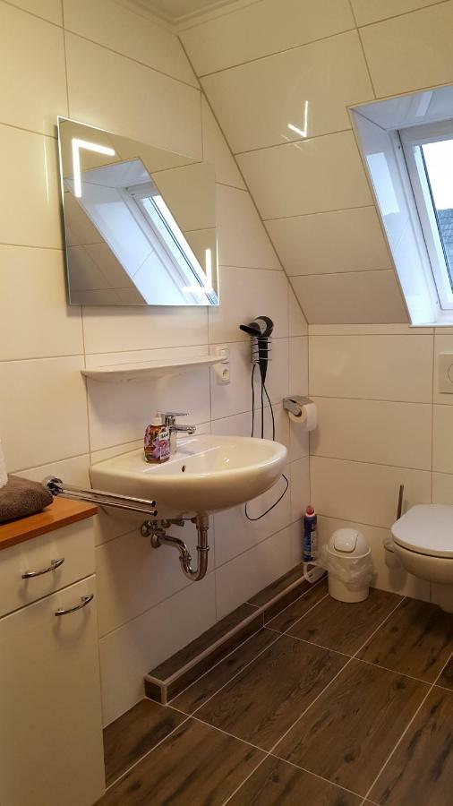 Wohnung 2 Mit Balkon- Haus Annegrete เอเซินส์ ภายนอก รูปภาพ