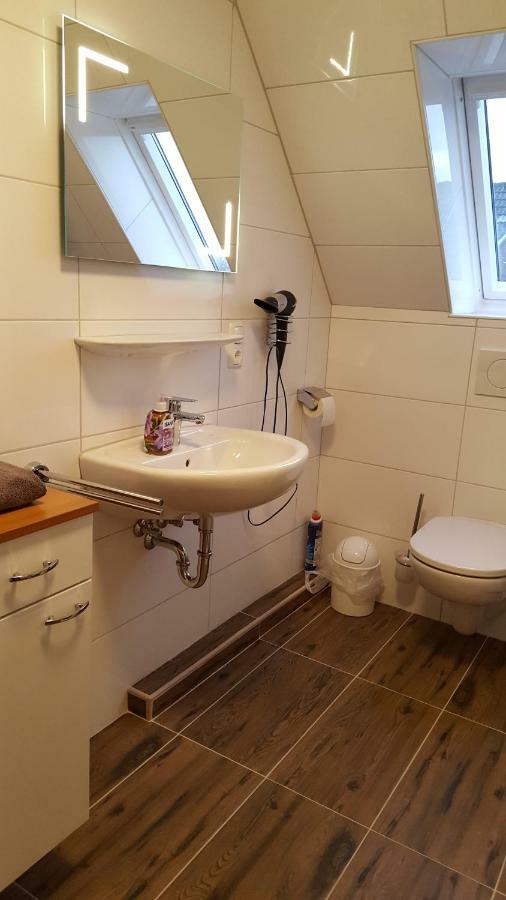 Wohnung 2 Mit Balkon- Haus Annegrete เอเซินส์ ภายนอก รูปภาพ