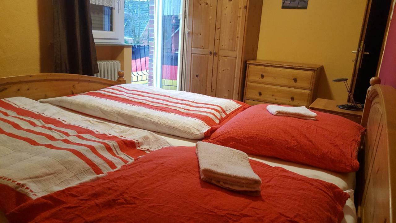 Wohnung 2 Mit Balkon- Haus Annegrete เอเซินส์ ภายนอก รูปภาพ